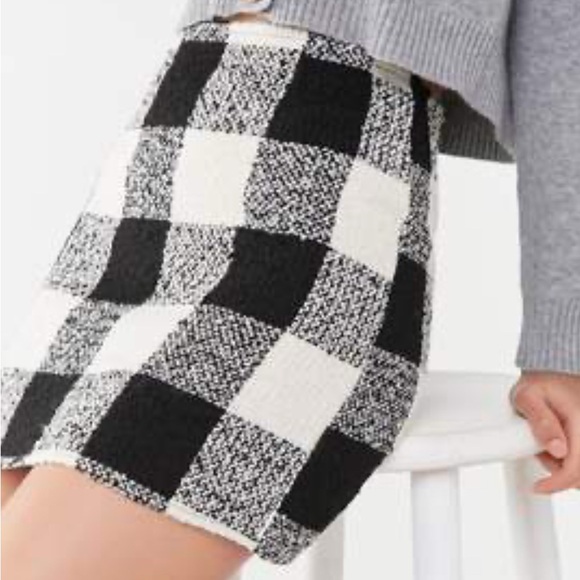 Forever 21 Dresses & Skirts - Ladies skirt